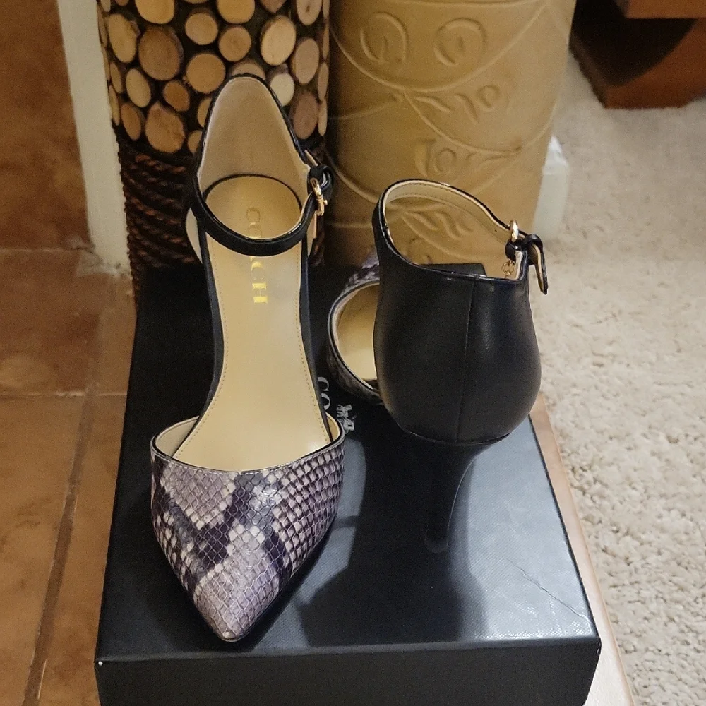 *CLEARANCE* Coach Black and Gray Heels with Snakeskin Accent - Picture 2 of 2